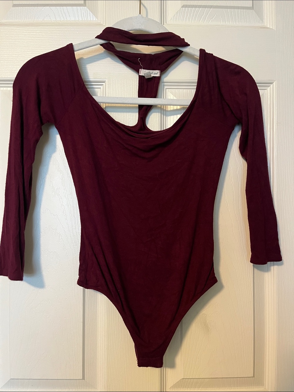 Wet Seal Women's Long Sleeve Scoop Neck Bodysuit - Burgundy